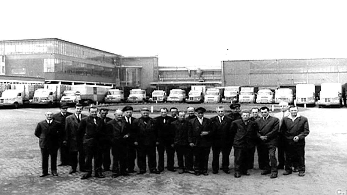 Bruynzeel Hallen in Zaandam gesloopt voor Ikea